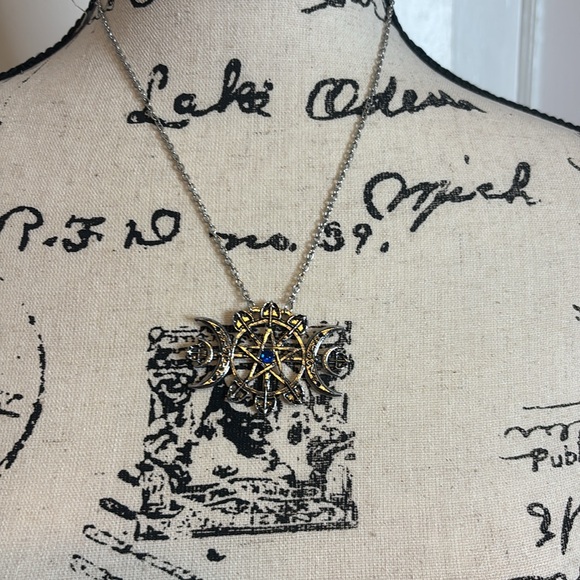 Silver Tone Triple Moon Goddess Necklace - Picture 3 of 3